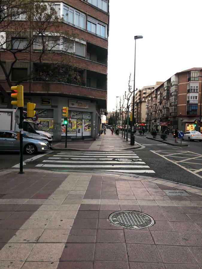 Piso Avenida De Madrid Apartment ซาราโกซา ภายนอก รูปภาพ